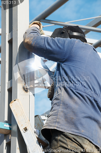 Image of electric arc welding