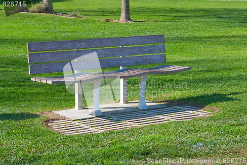 Image of bench in the park