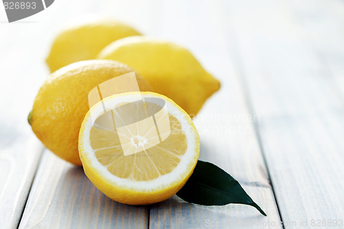 Image of fresh lemon