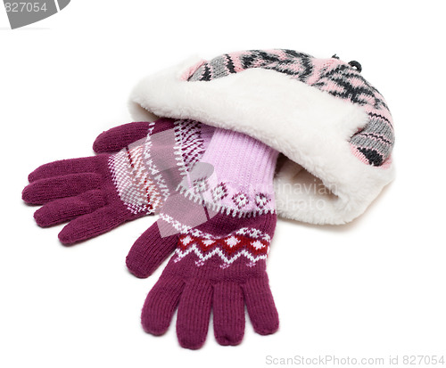 Image of Winter hat with fur and violet gloves