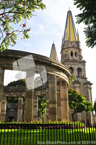 Image of Rotunda of Illustrious Jalisciences and Guadalajara Cathedral in Jalisco, Mexico