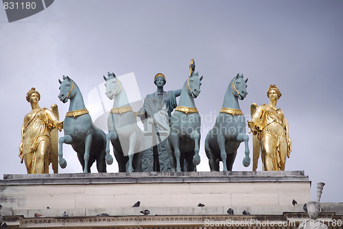 Image of blue and gold sculpture