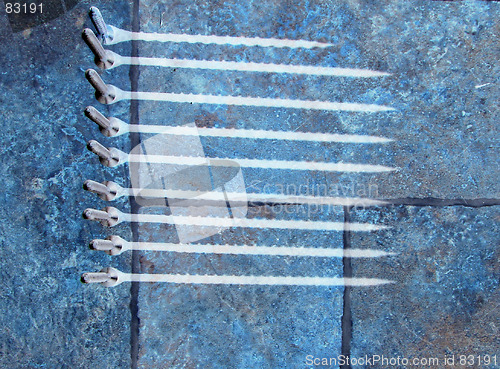 Image of screw line