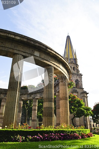 Image of Rotunda of Illustrious Jalisciences and Guadalajara Cathedral in Jalisco, Mexico