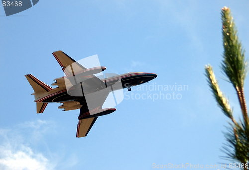 Image of Airplane landing