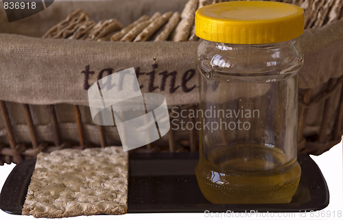 Image of crackers and honey