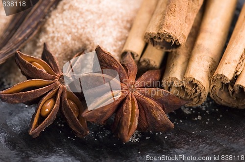 Image of aromatic spices with brown sugar