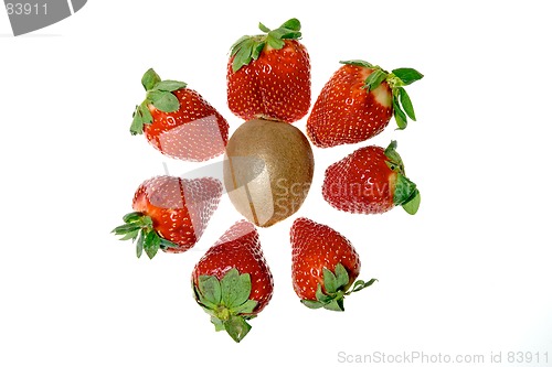 Image of Strawberries and a kiwi