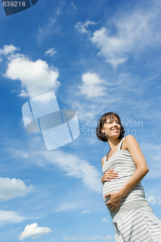 Image of Pregnant woman smiling