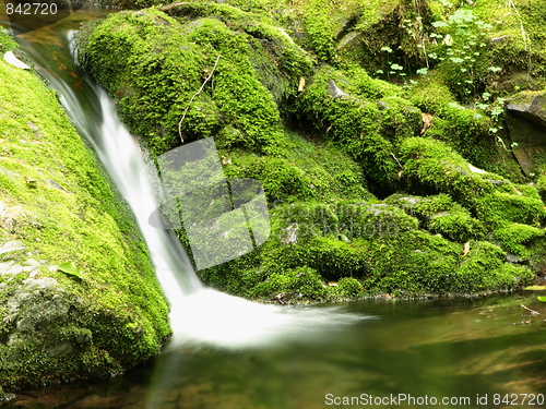 Image of Refreshing waterfalls.