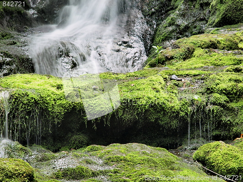 Image of Refreshing waterfalls.