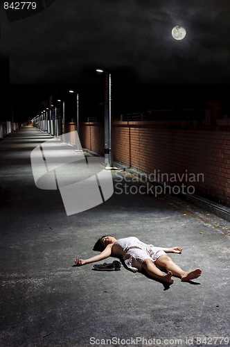 Image of Dead girl