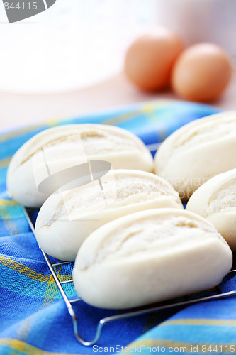 Image of raw buns