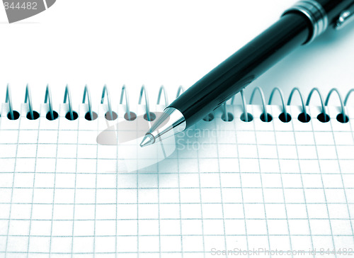 Image of The notepad and pen