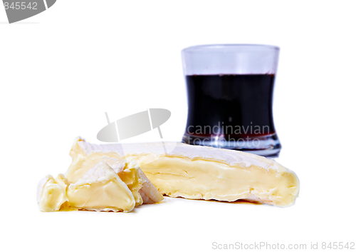 Image of Brie cheese and glass of red wine