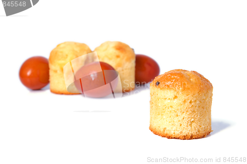 Image of Russian Easter food colored eggs and cakes