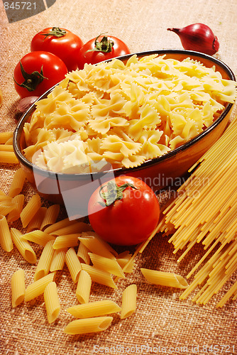 Image of assorted pasta 