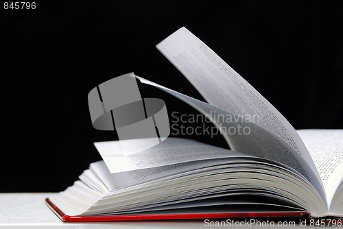 Image of Open book 