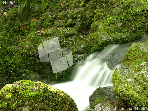 Image of Refreshing waterfalls.