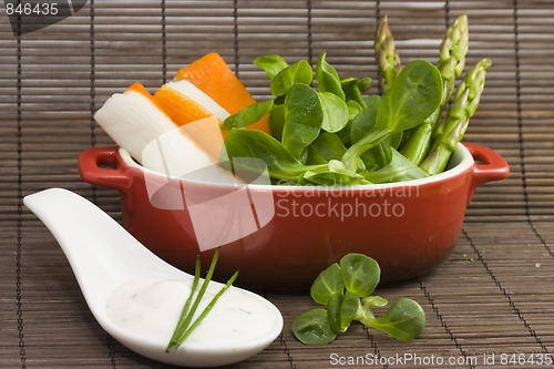 Image of salad and tzatziki