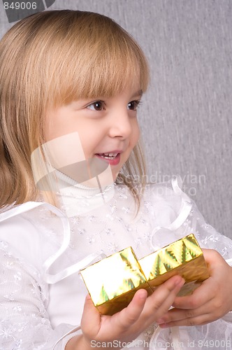 Image of Girl and gift box