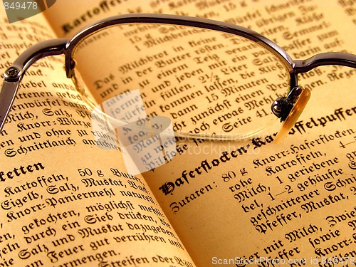 Image of Book and eyeglasses