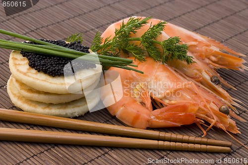 Image of shrimps and caviar