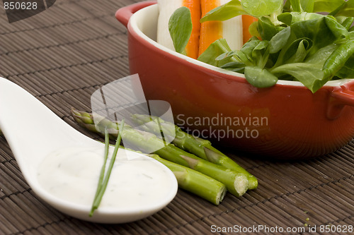 Image of salad and tzatziki