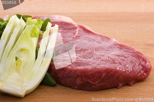 Image of Raw beef and fennel