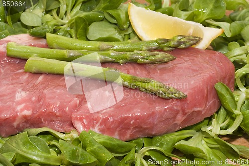 Image of Beef and asparagus