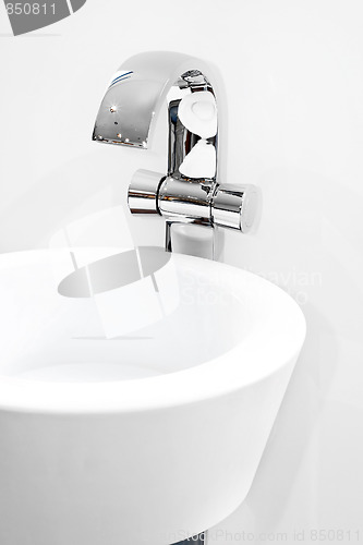 Image of Modern faucet 2