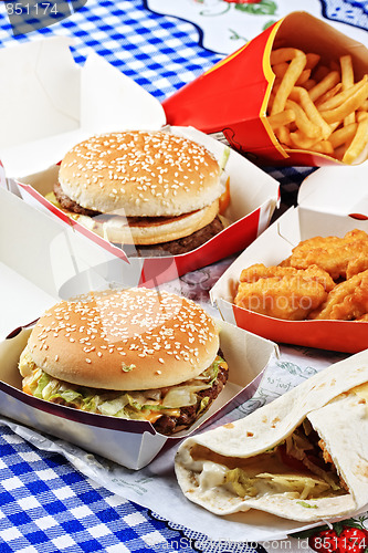 Image of Fastfood on tablecloth