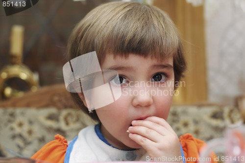 Image of Little girl have dinner