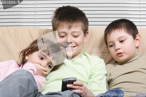 Image of Children with cellphone