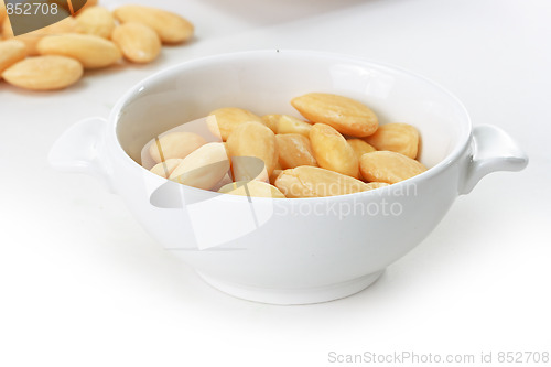 Image of Yellow nuts