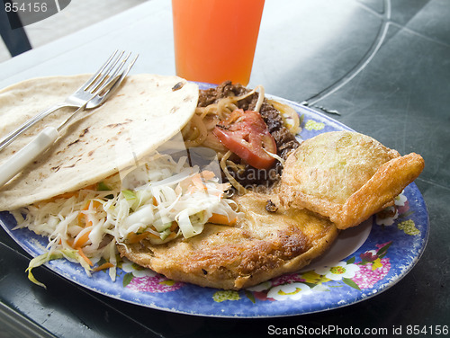 Image of mixed plate of street food leon nicaragua