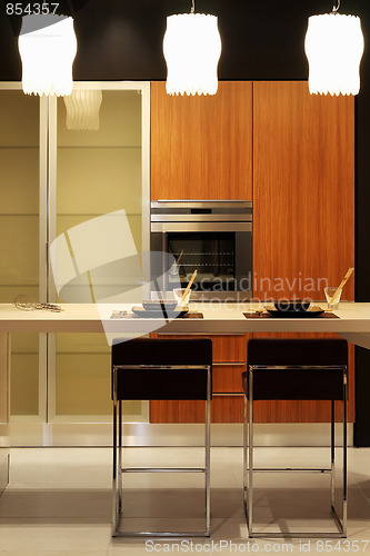 Image of Kitchen bar