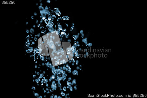 Image of water drops 