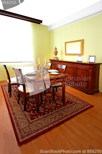 Image of Classic dining room