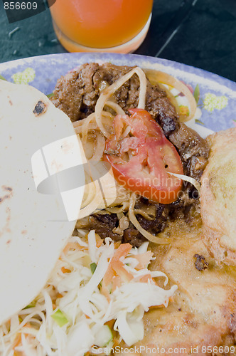 Image of plate of typical food leon nicaragua