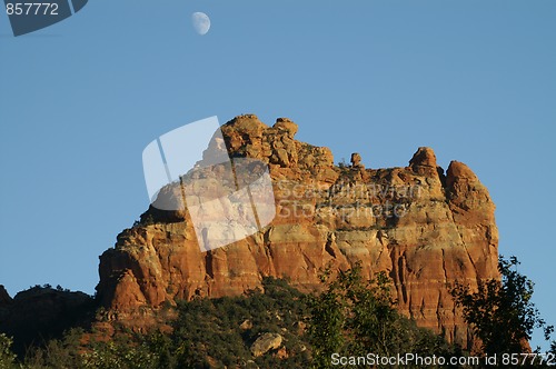 Image of Moon Over Sedona