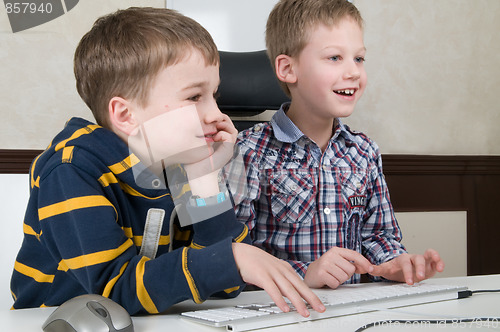 Image of Boys on a computer