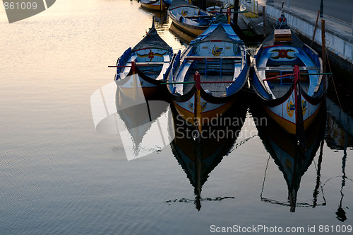 Image of Boat in the river
