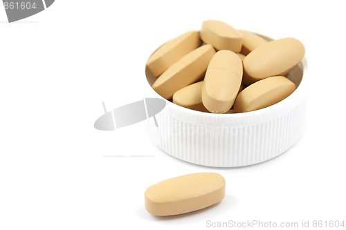 Image of Multivitamin pills in plastic cap