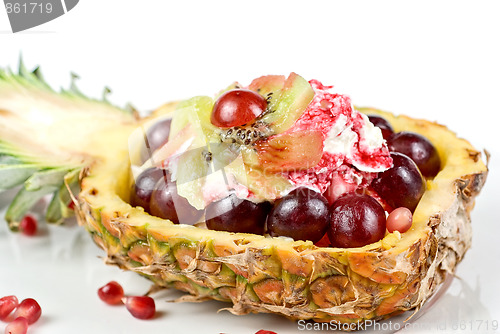 Image of pineapple fruit ice-cream cocktail