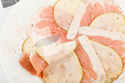 Image of ham with pear