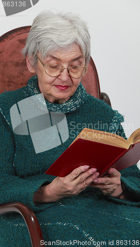 Image of Old woman reading