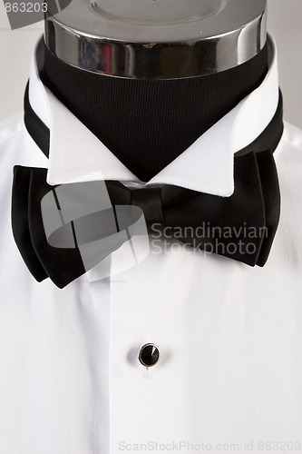 Image of bow-tie