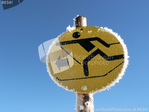 Image of Sign to the ski-track