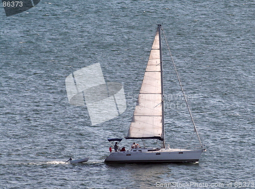 Image of Sailboat under way